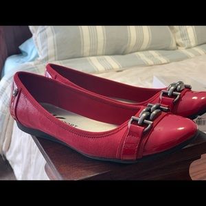 Anne Klein Sport Size 8.5 Red Flats